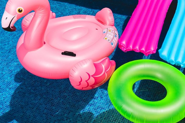 Comment réduire le bruit d'une pompe de piscine ?